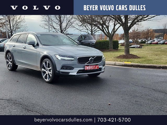 2025 Volvo V90 Cross Country Ultra