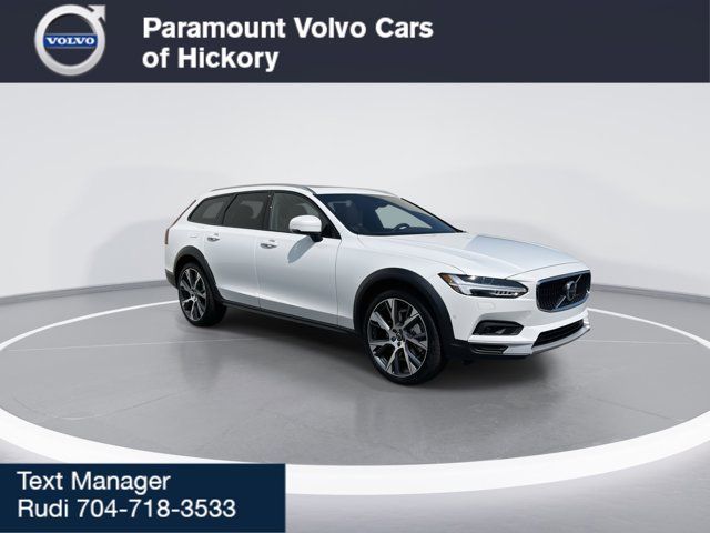 2025 Volvo V90 Cross Country Ultra