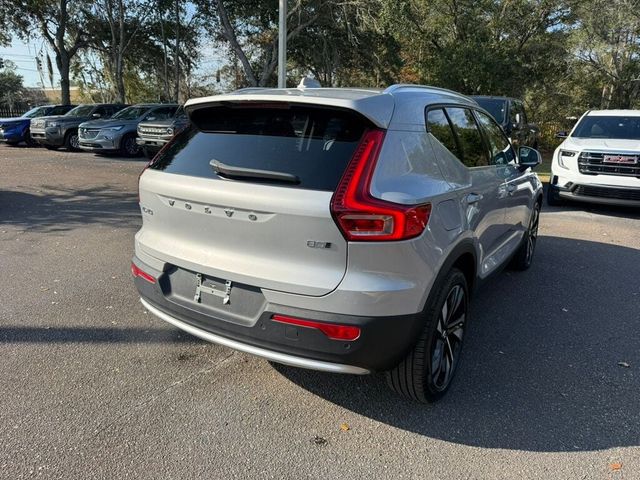 2025 Volvo XC40 Plus Bright Theme