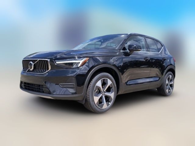 2025 Volvo XC40 Core Bright Theme