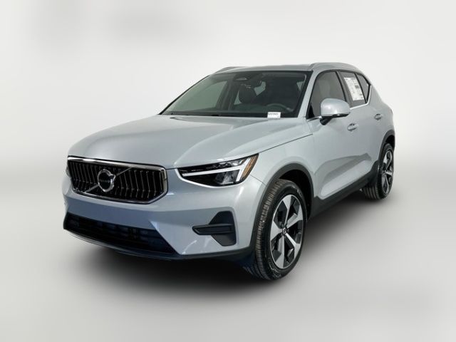 2025 Volvo XC40 Core Bright Theme