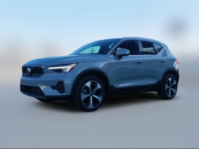 2025 Volvo XC40 Core Bright Theme