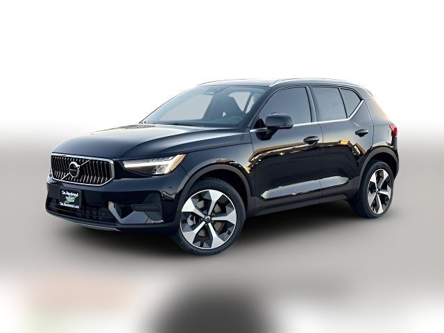 2025 Volvo XC40 Core Bright Theme