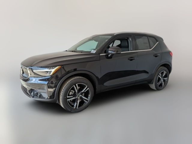 2025 Volvo XC40 Core Bright Theme