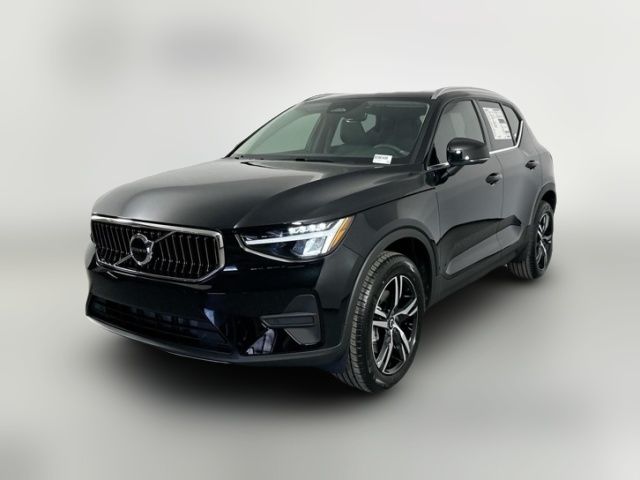 2025 Volvo XC40 Core Bright Theme