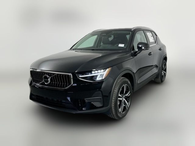 2025 Volvo XC40 Core Bright Theme