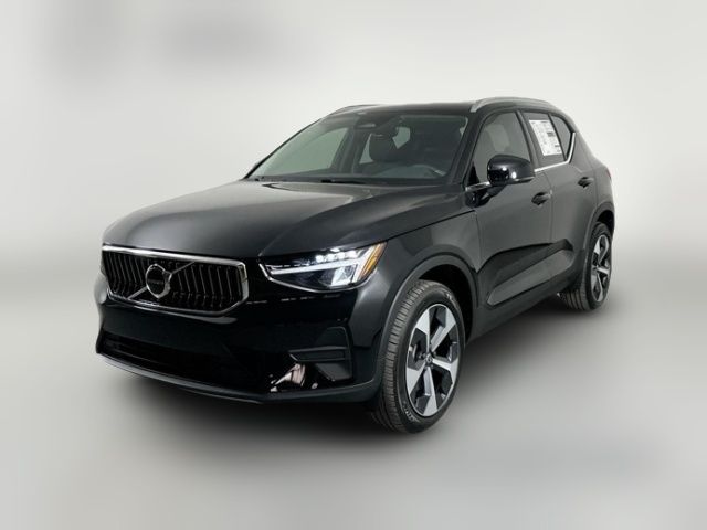 2025 Volvo XC40 Core Bright Theme