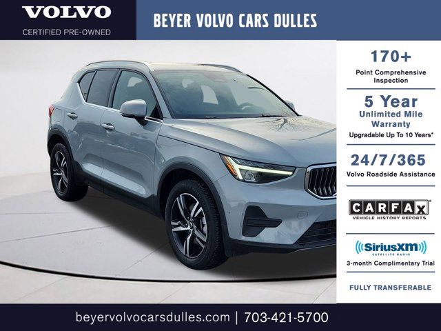 2025 Volvo XC40 Core Bright Theme