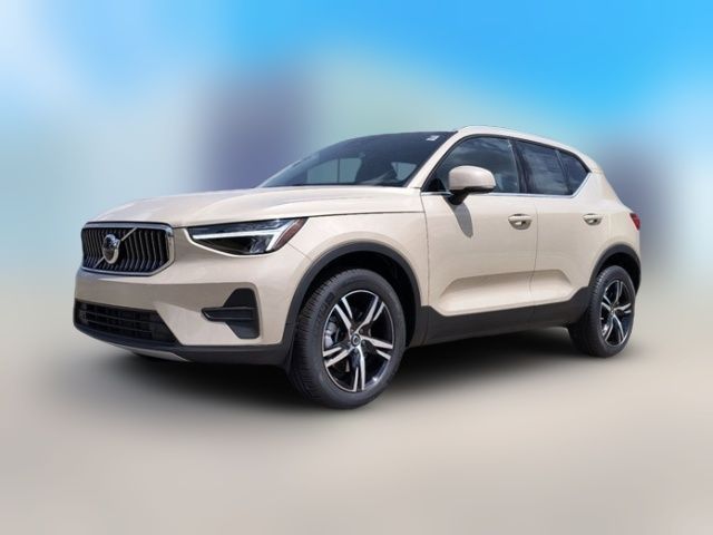 2025 Volvo XC40 Core Bright Theme