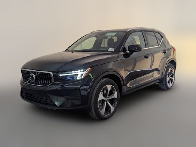 2025 Volvo XC40 Core Bright Theme