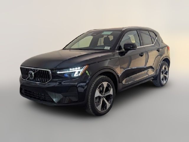 2025 Volvo XC40 Core Bright Theme