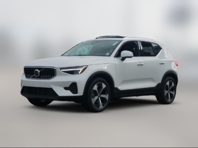 2025 Volvo XC40 Core Bright Theme