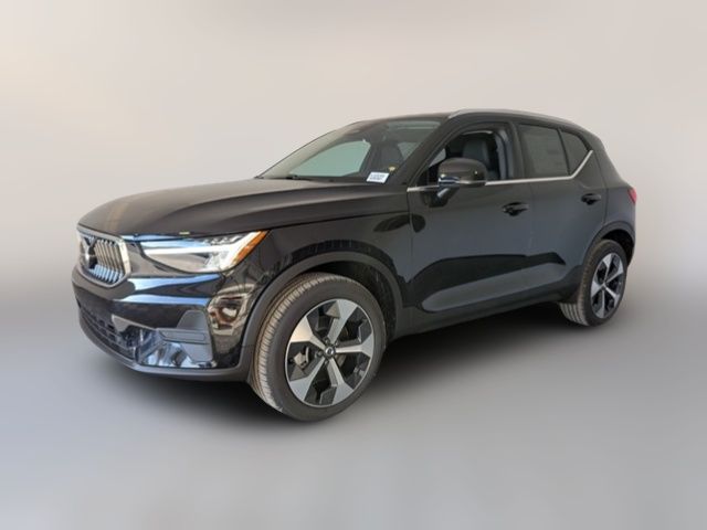 2025 Volvo XC40 Core Bright Theme