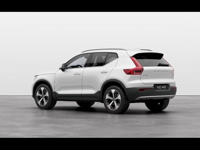 2025 Volvo XC40 Core Bright Theme