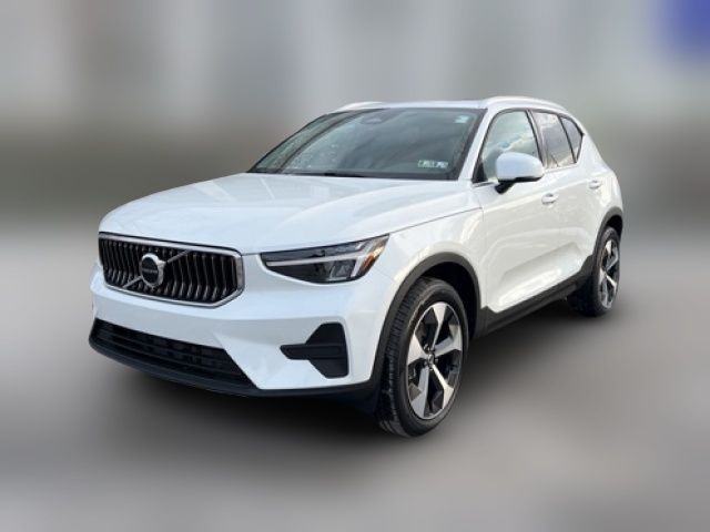 2025 Volvo XC40 Core Bright Theme