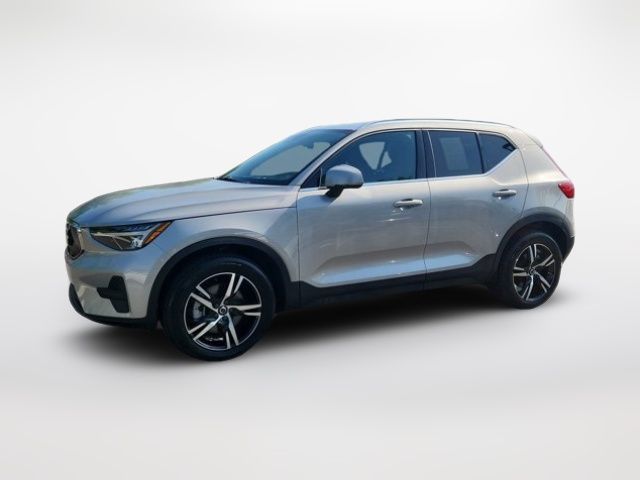 2025 Volvo XC40 Core Bright Theme