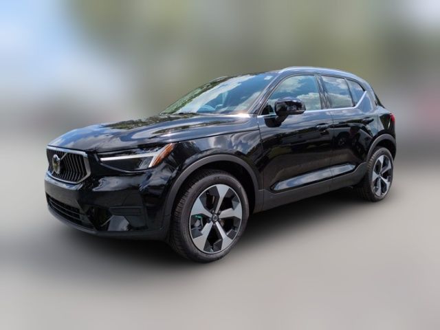 2025 Volvo XC40 Core Bright Theme