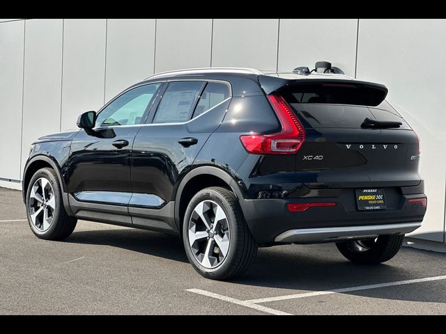 2025 Volvo XC40 Core Bright Theme