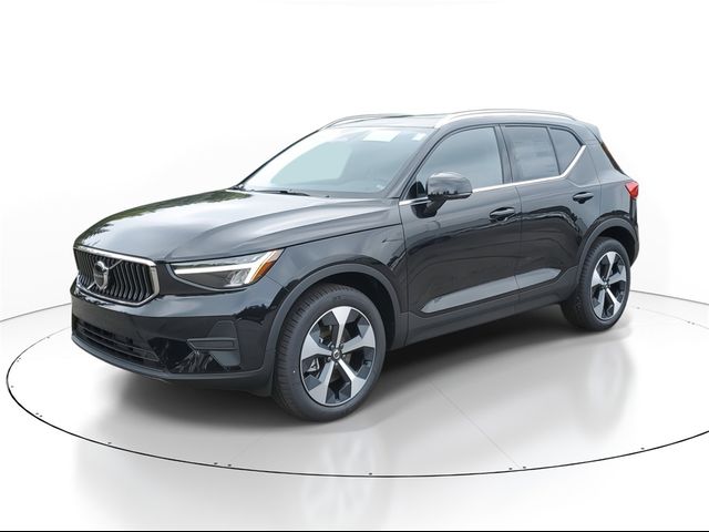 2025 Volvo XC40 Core Bright Theme