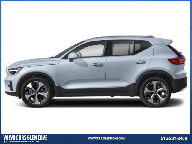 2025 Volvo XC40 Core Bright Theme