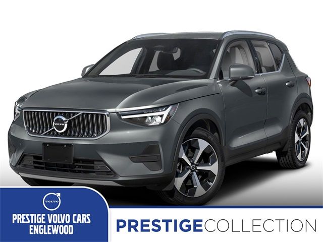 2025 Volvo XC40 Core Bright Theme