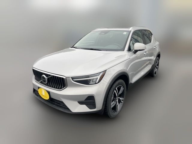 2025 Volvo XC40 Core Bright Theme