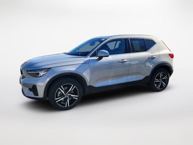 2025 Volvo XC40 Core Bright Theme