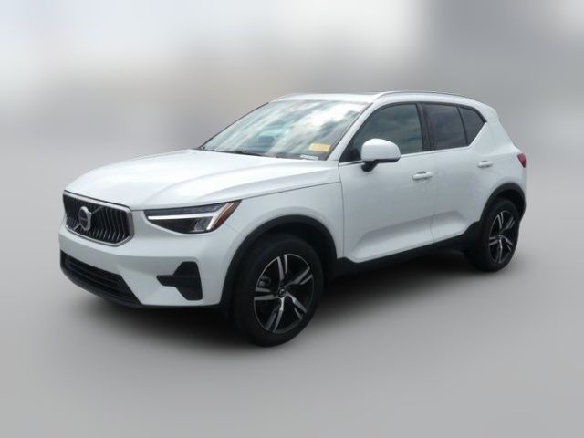 2025 Volvo XC40 Core Bright Theme