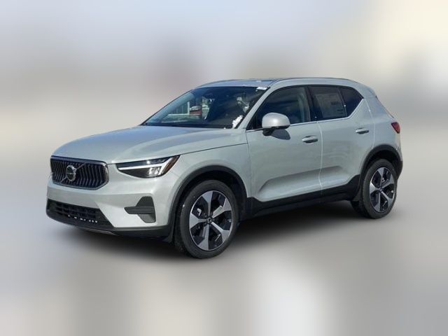 2025 Volvo XC40 Core Bright Theme