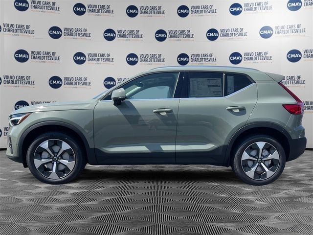 2025 Volvo XC40 Plus Bright Theme