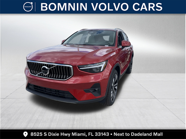 2025 Volvo XC40 Plus Bright Theme