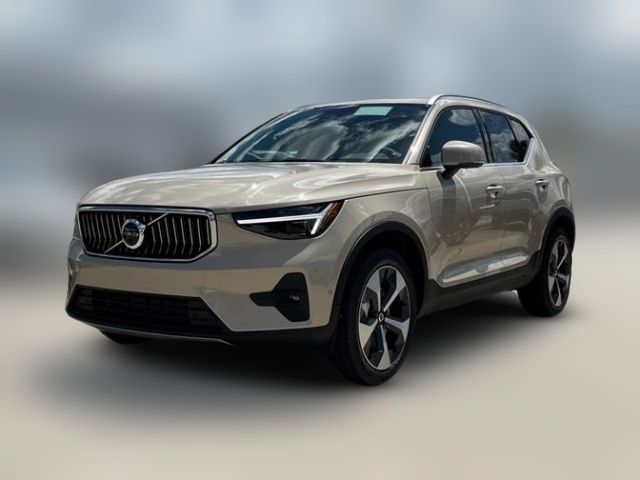 2025 Volvo XC40 Plus Bright Theme