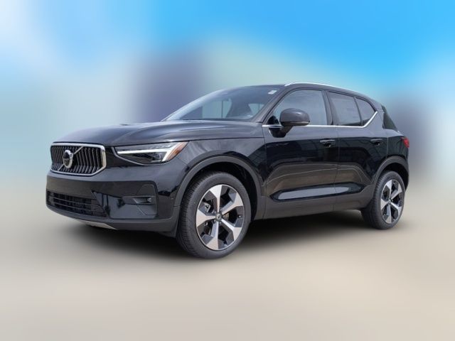 2025 Volvo XC40 Plus Bright Theme