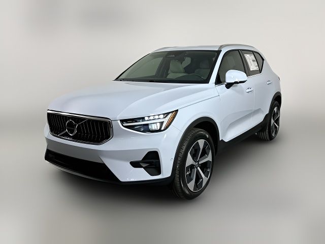 2025 Volvo XC40 Plus Bright Theme