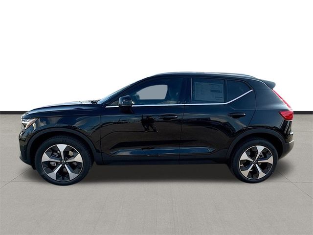 2025 Volvo XC40 Plus Bright Theme