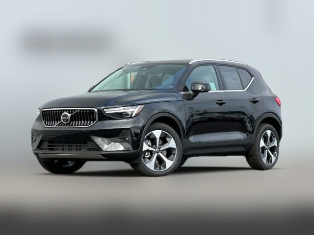 2025 Volvo XC40 Plus Bright Theme