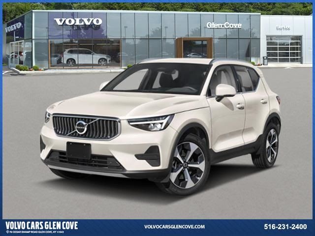 2025 Volvo XC40 Plus Bright Theme