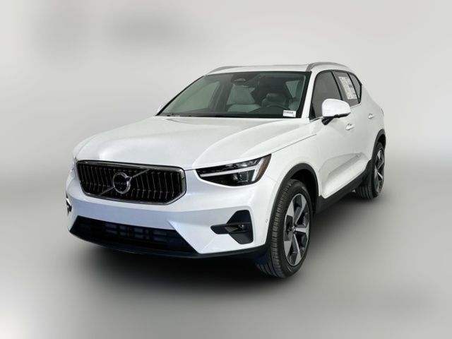 2025 Volvo XC40 Plus Bright Theme