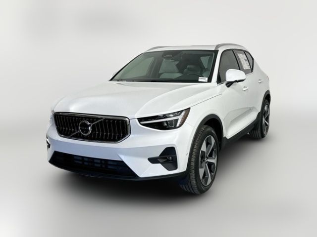 2025 Volvo XC40 Plus Bright Theme