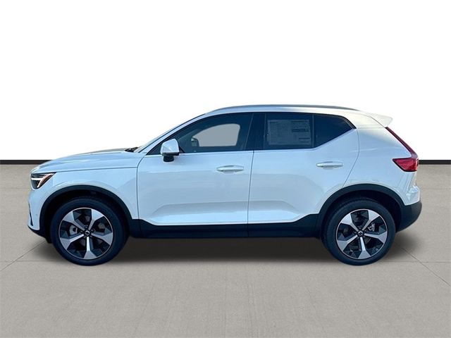 2025 Volvo XC40 Plus Bright Theme