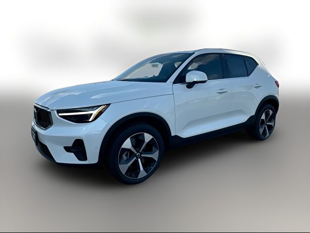 2025 Volvo XC40 Plus Bright Theme