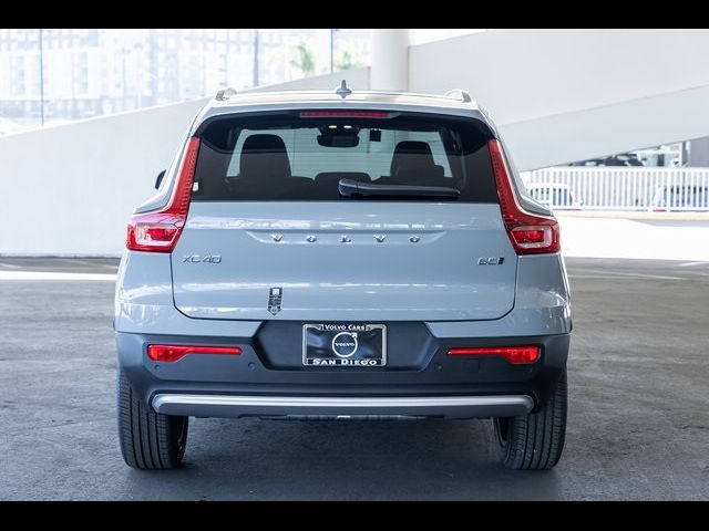 2025 Volvo XC40 Plus Bright Theme