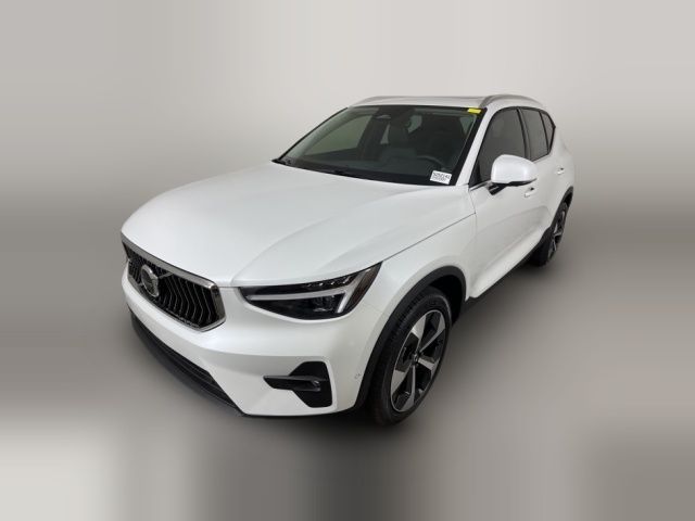 2025 Volvo XC40 Plus Bright Theme