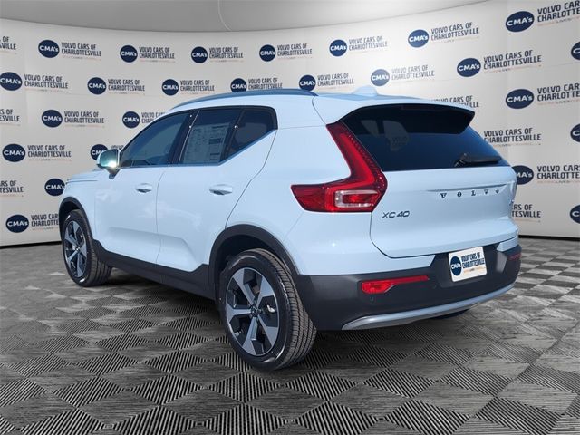 2025 Volvo XC40 Plus Bright Theme