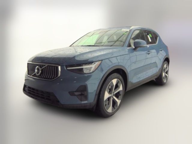 2025 Volvo XC40 Plus Bright Theme