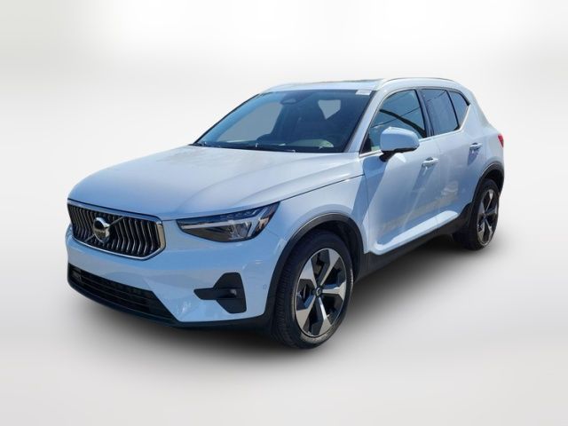 2025 Volvo XC40 Plus Bright Theme