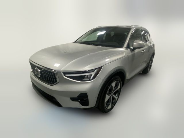 2025 Volvo XC40 Plus Bright Theme