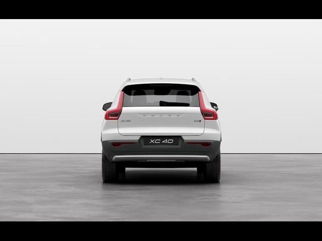 2025 Volvo XC40 Plus Bright Theme