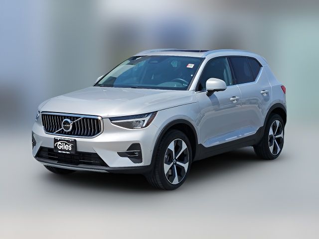 2025 Volvo XC40 Plus Bright Theme