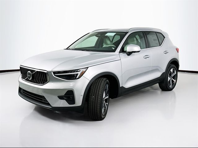 2025 Volvo XC40 Plus Bright Theme